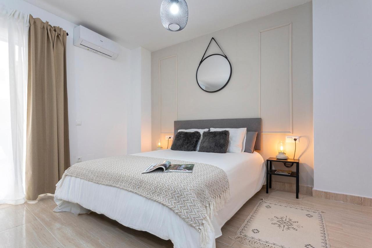 Laterraza De Ollerias Apartment Malaga Exterior photo